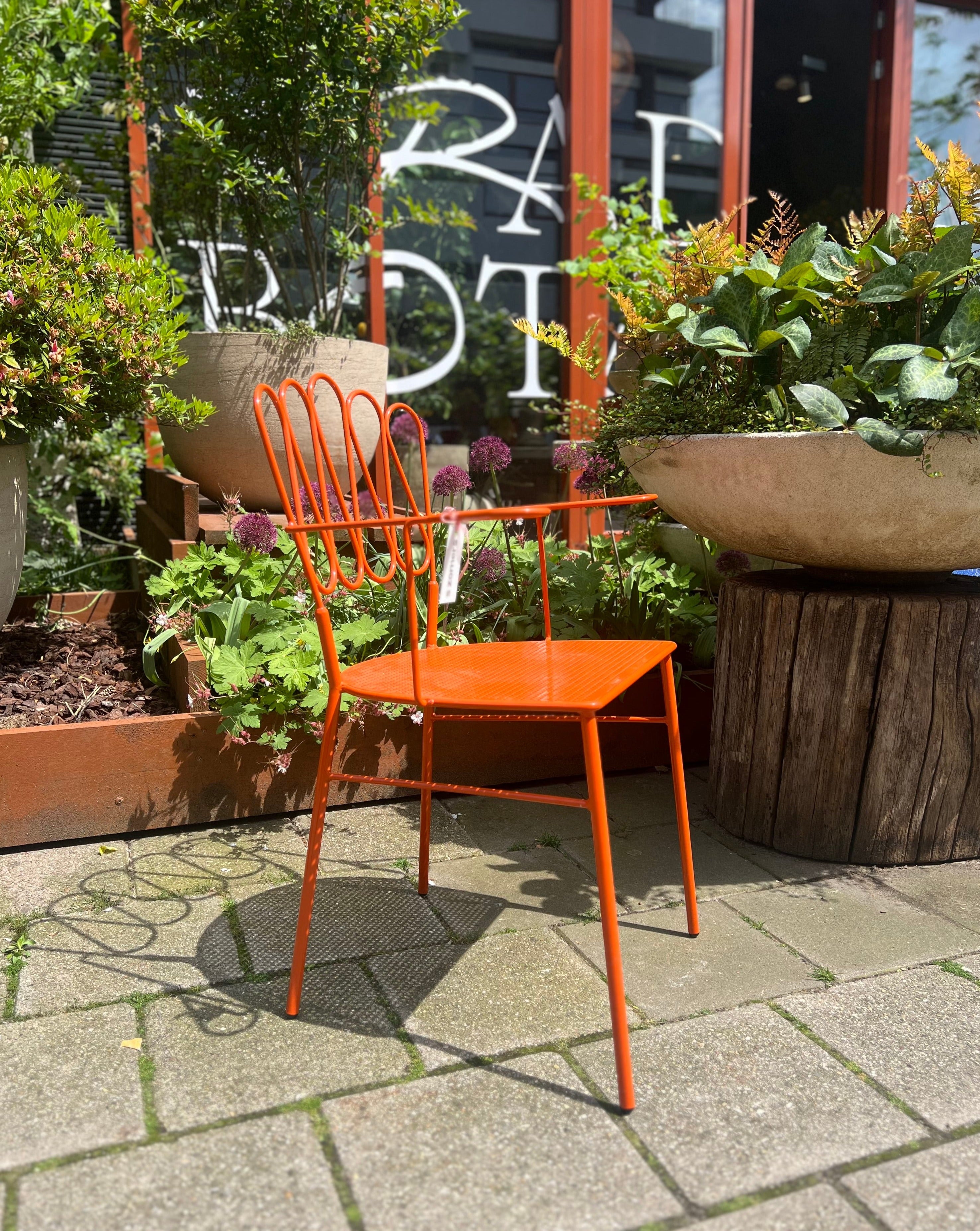 Moi Aussi Chair With Armrest (Orange)